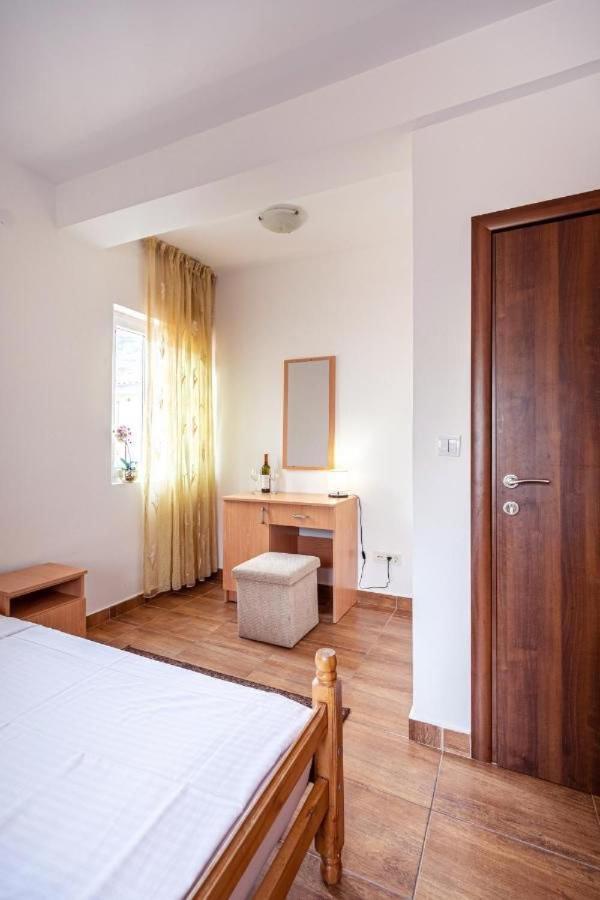 Apartmani Franeta Budva Exterior photo